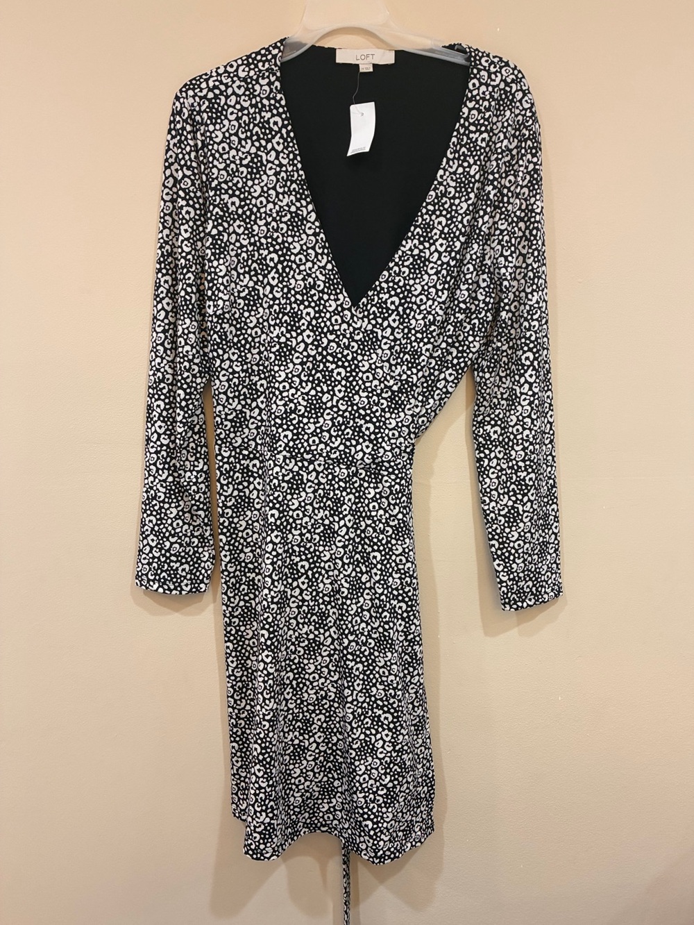 LOFT Black & White Printed Wrap Dress Size 14
